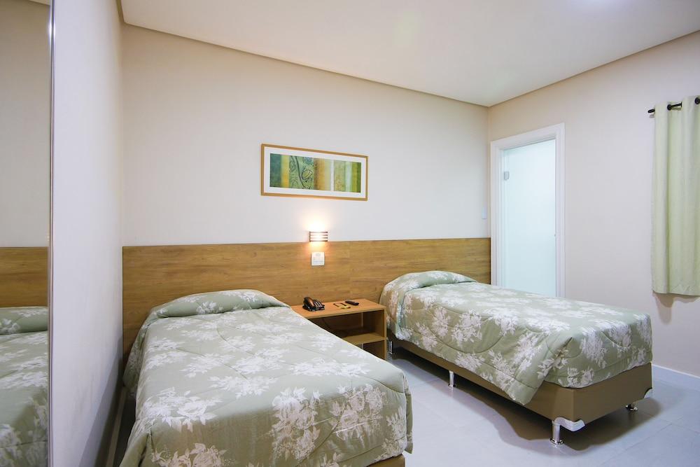 Itamarati Centro-republica Hotel 3*